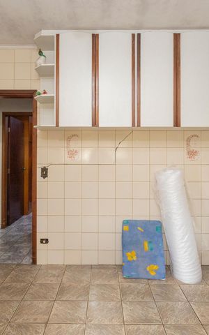 Casa à venda com 400m², 4 quartos e 3 vagasCasa 2 - Cozinha