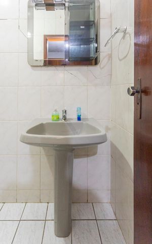 Casa à venda com 400m², 4 quartos e 3 vagasCasa 2- Banheiro Suíte 2