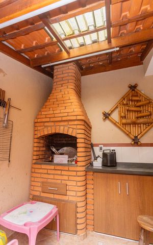 Casa à venda com 400m², 4 quartos e 3 vagasÁrea externa