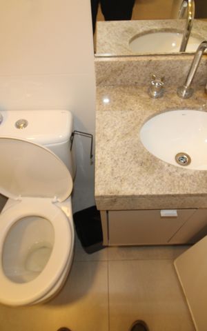 Apartamento para alugar com 50m², 2 quartos e 1 vagaBanheiro 1