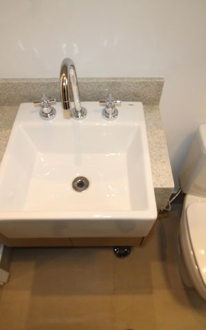 Apartamento para alugar com 56m², 2 quartos e 1 vagaBanheiro 1