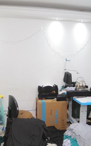 Casa à venda com 125m², 4 quartos e 2 vagas Casa à venda com 125m², 4 quartos e 2 vagasSala