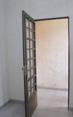 Casa à venda com 125m², 4 quartos e 2 vagas Casa à venda com 125m², 4 quartos e 2 vagasQuarto 1 no quintal do fundo