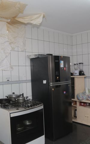 Casa à venda com 125m², 4 quartos e 2 vagas Casa à venda com 125m², 4 quartos e 2 vagasCozinha