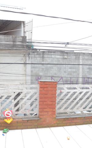 Casa à venda com 125m², 4 quartos e 2 vagas Casa à venda com 125m², 4 quartos e 2 vagasSacada do quarto 3