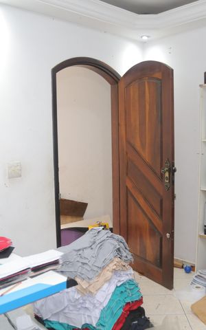 Casa à venda com 125m², 4 quartos e 2 vagas Casa à venda com 125m², 4 quartos e 2 vagasSala