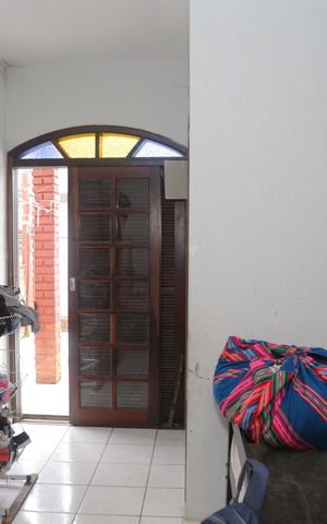 Casa à venda com 125m², 4 quartos e 2 vagas Casa à venda com 125m², 4 quartos e 2 vagasQuarto 3/ sacada
