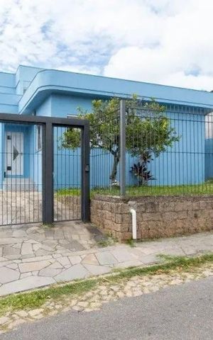 Casa para alugar com 280m², 5 quartos e sem vagaFachada