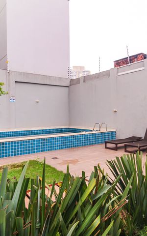 Apartamento à venda com 27m², 1 quarto e sem vaga Apartamento à venda com 27m², 1 quarto e sem vagaÁrea comum - Piscina