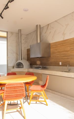 Apartamento à venda com 277m², 4 quartos e 3 vagas Apartamento à venda com 277m², 4 quartos e 3 vagasÁrea comum - Churrasqueira