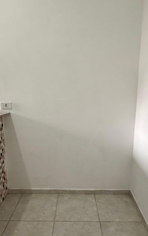 Casa para alugar com 39m², 1 quarto e 1 vaga