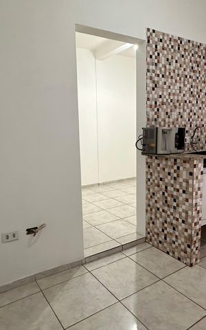 Casa para alugar com 39m², 1 quarto e 1 vaga