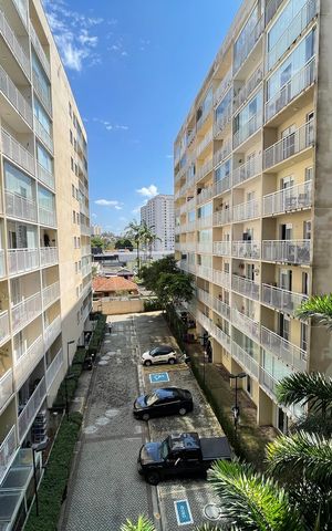 Apartamento à venda com 37m², 1 quarto e sem vaga Apartamento à venda com 37m², 1 quarto e sem vagaVaranda