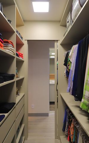 Apartamento à venda com 65m², 1 quarto e 1 vagaCloset da suíte