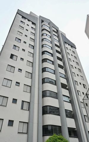 Apartamento à venda com 100m², 3 quartos e 1 vagaFachada