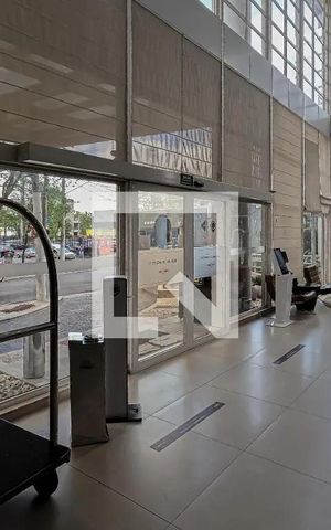 Apartamento à venda com 33m², 1 quarto e 1 vaga Apartamento à venda com 33m², 1 quarto e 1 vagaHall social