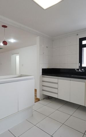 Apartamento à venda com 110m², 3 quartos e 2 vagasCozinha