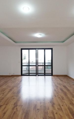 Apartamento à venda com 110m², 3 quartos e 2 vagasSala