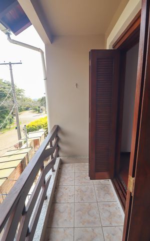 Casa para alugar com 170m², 3 quartos e 1 vaga Casa para alugar com 170m², 3 quartos e 1 vagaSacada da Suíte