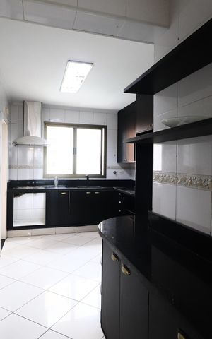 Apartamento para alugar com 156m², 4 quartos e 3 vagasCozinha