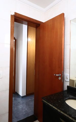 Apartamento para alugar com 156m², 4 quartos e 3 vagasBanheiro Social