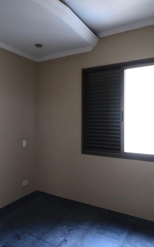 Apartamento para alugar com 156m², 4 quartos e 3 vagasQuarto 2