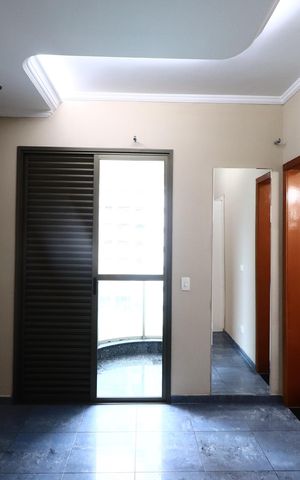 Apartamento para alugar com 156m², 4 quartos e 3 vagasQuarto 3 - Suíte