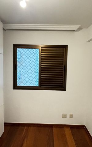 Apartamento à venda com 122m², 3 quartos e 2 vagas Apartamento à venda com 122m², 3 quartos e 2 vagasSuíte 3