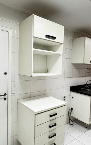 Apartamento à venda com 122m², 3 quartos e 2 vagas Apartamento à venda com 122m², 3 quartos e 2 vagasCozinha