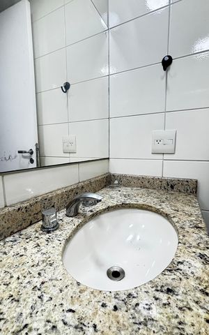 Apartamento à venda com 122m², 3 quartos e 2 vagas Apartamento à venda com 122m², 3 quartos e 2 vagasBanheiro da Suíte 2
