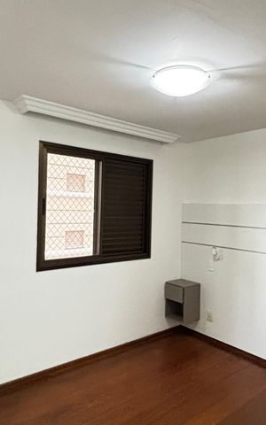 Apartamento à venda com 122m², 3 quartos e 2 vagas Apartamento à venda com 122m², 3 quartos e 2 vagasSuíte