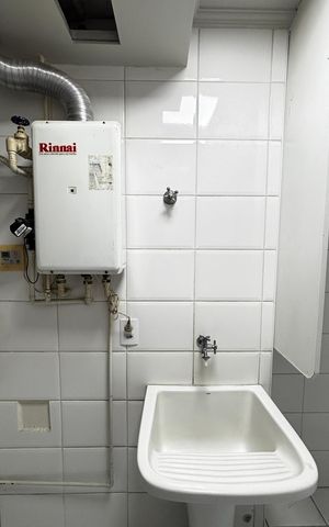 Apartamento à venda com 122m², 3 quartos e 2 vagas Apartamento à venda com 122m², 3 quartos e 2 vagasÁrea de serviço