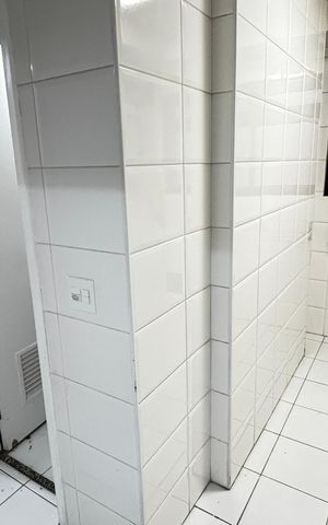 Apartamento à venda com 122m², 3 quartos e 2 vagas Apartamento à venda com 122m², 3 quartos e 2 vagasÁrea de serviço