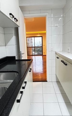 Apartamento à venda com 122m², 3 quartos e 2 vagas Apartamento à venda com 122m², 3 quartos e 2 vagasCozinha