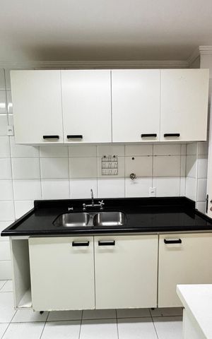 Apartamento à venda com 122m², 3 quartos e 2 vagas Apartamento à venda com 122m², 3 quartos e 2 vagasCozinha