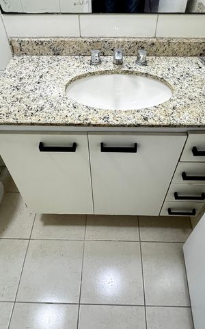 Apartamento à venda com 122m², 3 quartos e 2 vagas Apartamento à venda com 122m², 3 quartos e 2 vagasBanheiro da Suíte 2