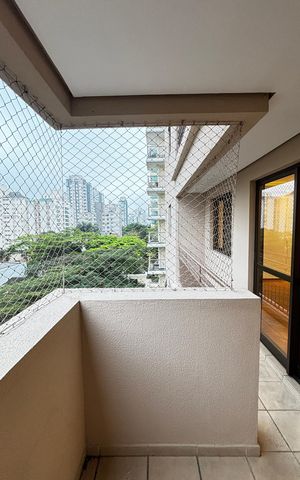 Apartamento à venda com 122m², 3 quartos e 2 vagas Apartamento à venda com 122m², 3 quartos e 2 vagasVaranda da Sala