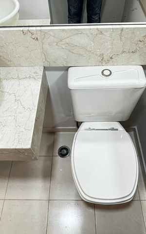 Apartamento à venda com 122m², 3 quartos e 2 vagas Apartamento à venda com 122m², 3 quartos e 2 vagasLavabo