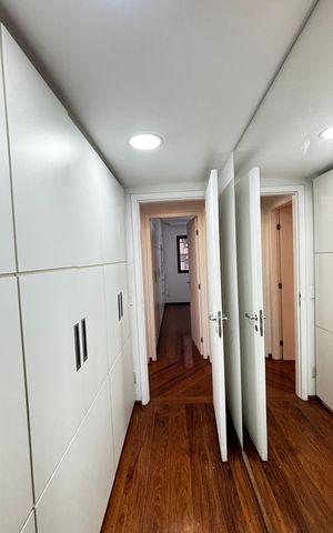 Apartamento à venda com 122m², 3 quartos e 2 vagas Apartamento à venda com 122m², 3 quartos e 2 vagasBanheiro da Suíte 1