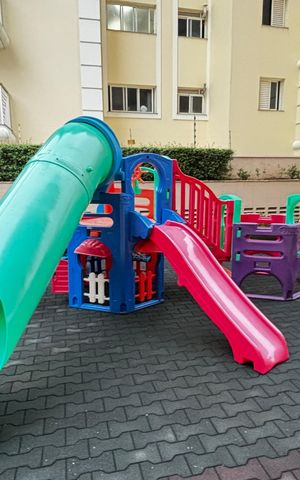 Apartamento à venda com 122m², 3 quartos e 2 vagas Apartamento à venda com 122m², 3 quartos e 2 vagasPlayground