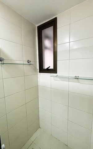 Apartamento à venda com 122m², 3 quartos e 2 vagas Apartamento à venda com 122m², 3 quartos e 2 vagasBanheiro da Suíte 1