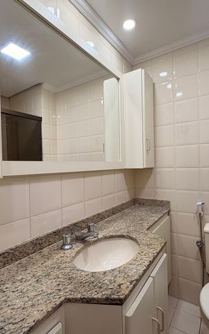 Apartamento para alugar com 89m², 4 quartos e 2 vagas Apartamento para alugar com 89m², 4 quartos e 2 vagasBanheiro