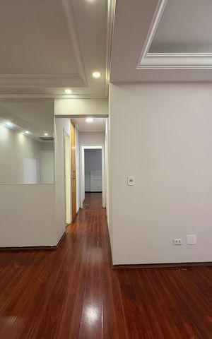 Apartamento para alugar com 89m², 4 quartos e 2 vagas Apartamento para alugar com 89m², 4 quartos e 2 vagasSala