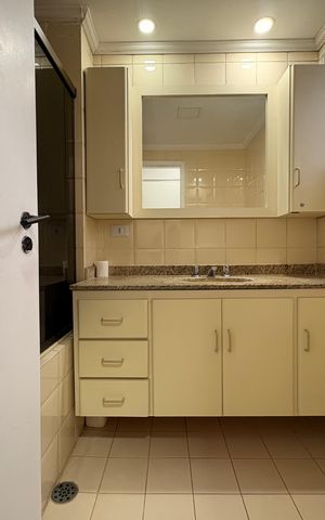 Apartamento para alugar com 89m², 4 quartos e 2 vagas Apartamento para alugar com 89m², 4 quartos e 2 vagasBanheiro da Suíte