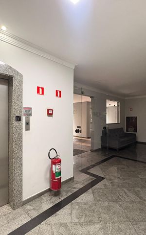 Apartamento para alugar com 89m², 4 quartos e 2 vagas Apartamento para alugar com 89m², 4 quartos e 2 vagasHall social