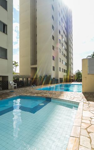 Apartamento para alugar com 89m², 4 quartos e 2 vagas Apartamento para alugar com 89m², 4 quartos e 2 vagasÁrea comum - Piscina