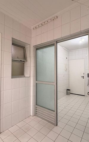 Apartamento para alugar com 89m², 4 quartos e 2 vagas Apartamento para alugar com 89m², 4 quartos e 2 vagasLavanderia