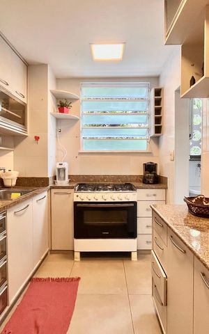 Apartamento para alugar com 112m², 3 quartos e sem vaga