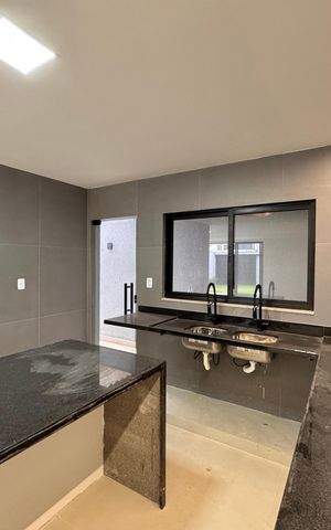 Apartamento à venda com 220m², 4 quartos e 2 vagas Apartamento à venda com 220m², 4 quartos e 2 vagasSala/Cozinha