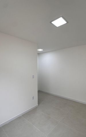 Apartamento à venda com 220m², 4 quartos e 2 vagas Apartamento à venda com 220m², 4 quartos e 2 vagasSuíte 2